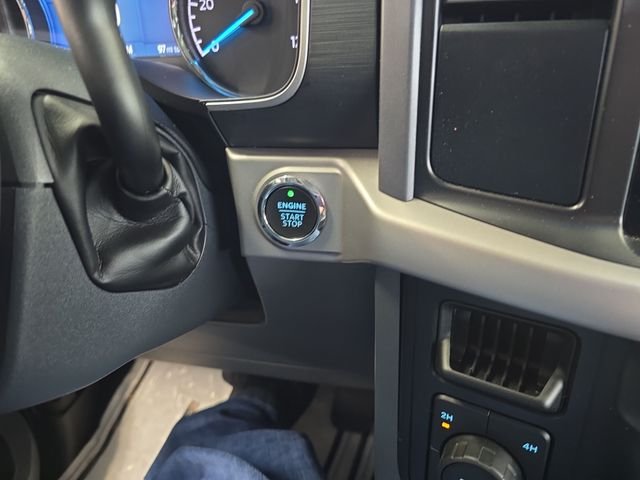 Used 2023 Gray Ford XLT image 24