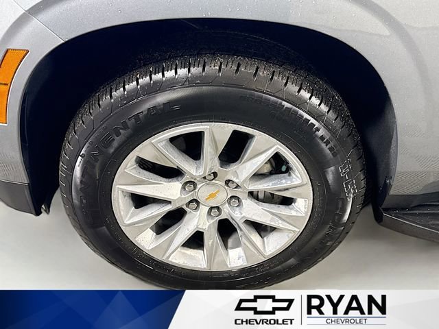 2026 Chevrolet Suburban Premier - Photo 35