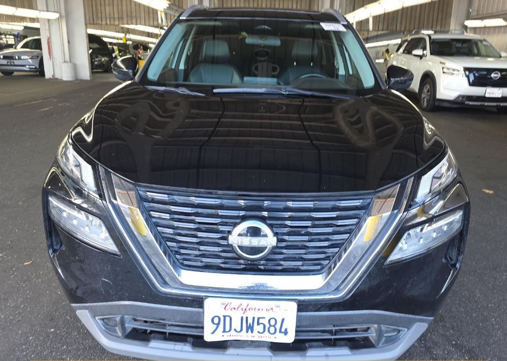 Used 2023 Nissan Rogue SV with VIN 5N1BT3BA5PC677282 for sale in Kansas City