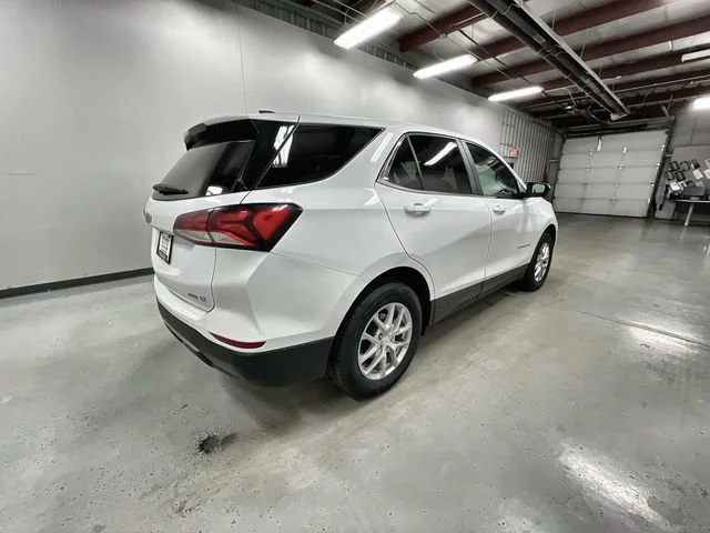 2024 Chevrolet Equinox LT - Photo 8