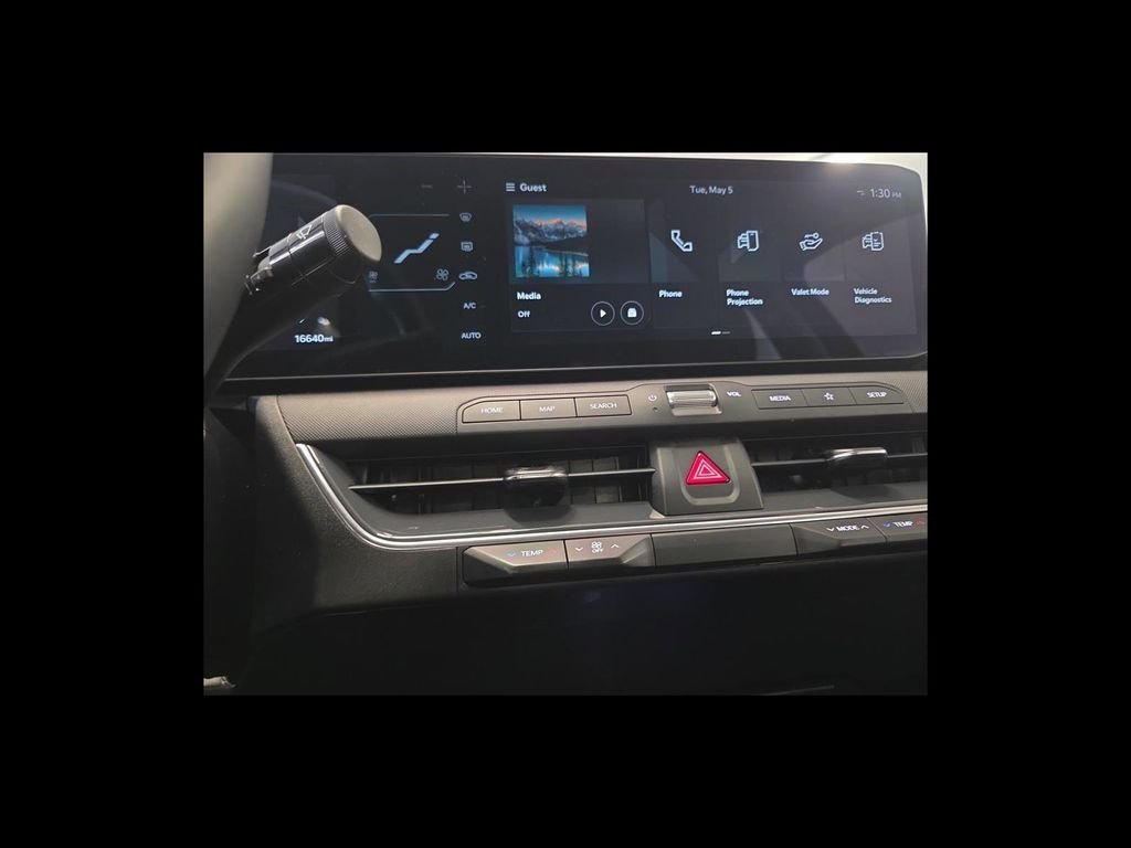 Used 2025 Red Kia EX image 22