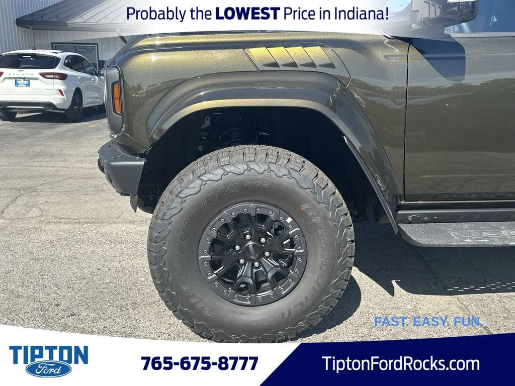 New 2025 Shelter Green Metallic Ford Raptor® image 28