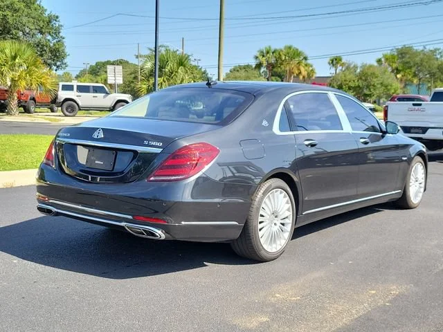 Used 2018 Magnetite Black Mercedes-Benz Maybach S 560 image 34