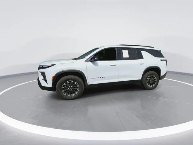 Certified Used 2026 Polar White Tricoat Chevrolet Z71 image 5