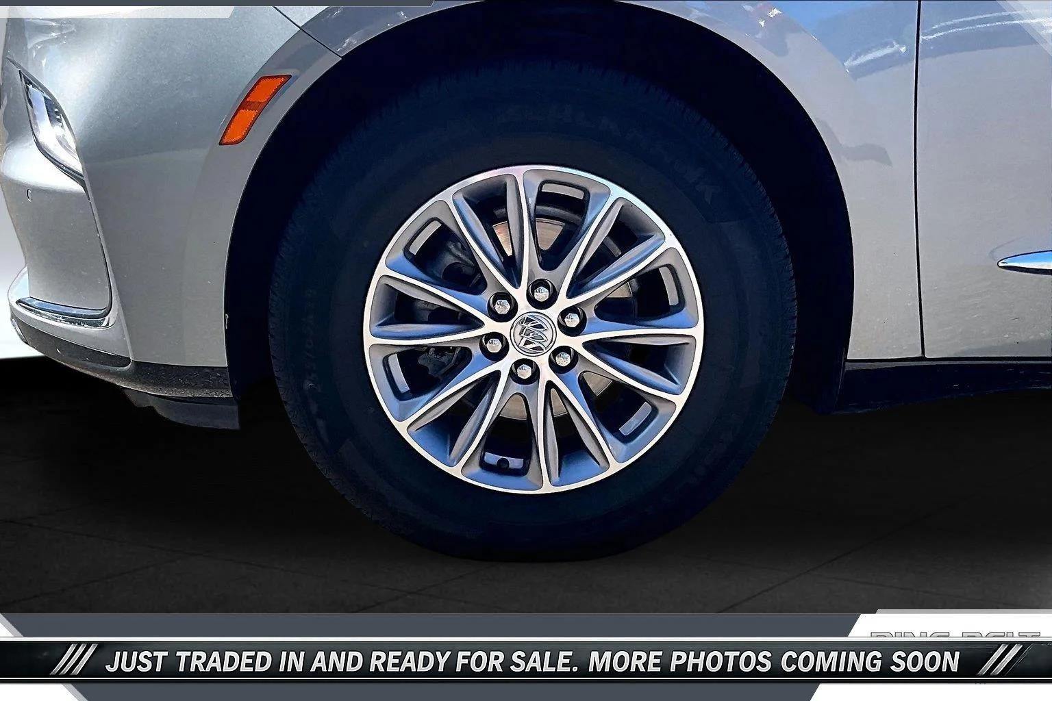 Used 2023 Includes Pitch Dark Night lower exterior accent color.) Buick Essence image 7
