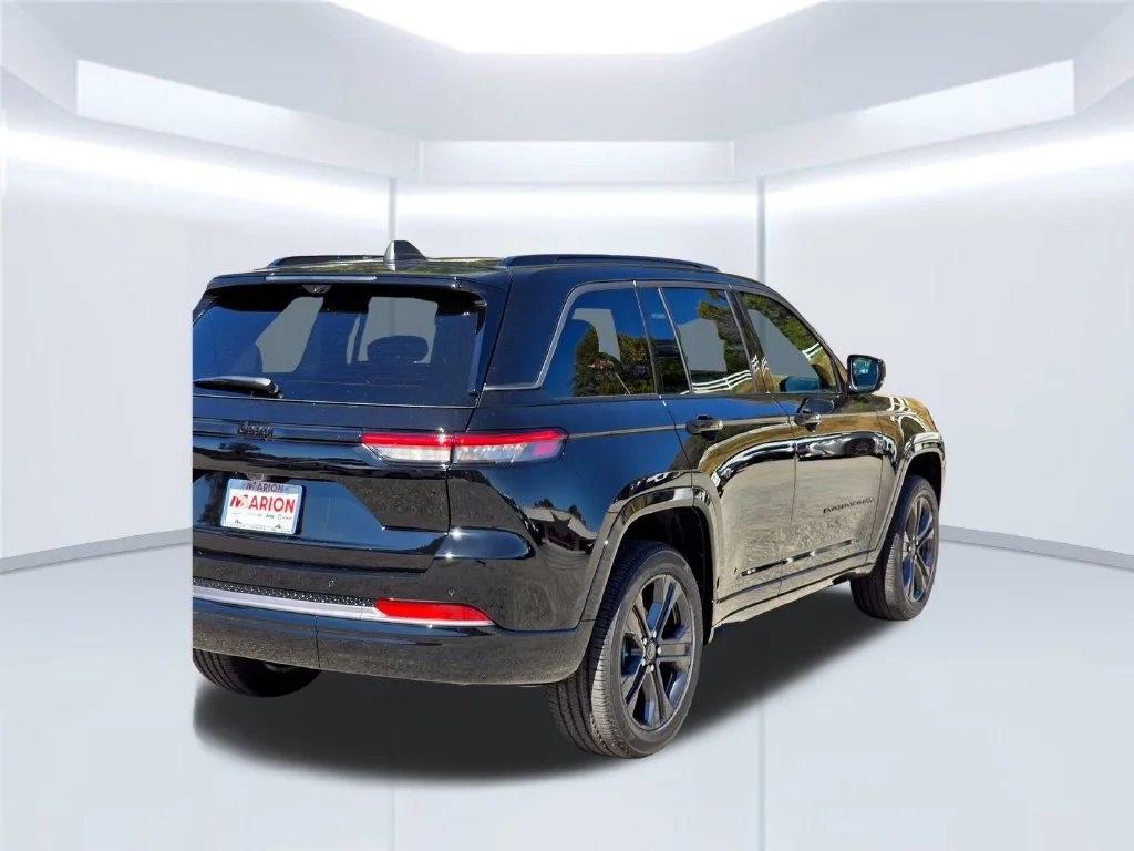 New 2027 Black Jeep Limited Reserve image 40