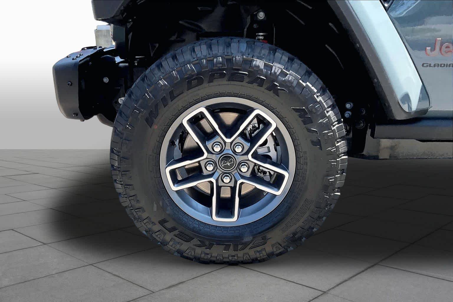 New 2026 Anvil Clearcoat Jeep Mojave X image 11