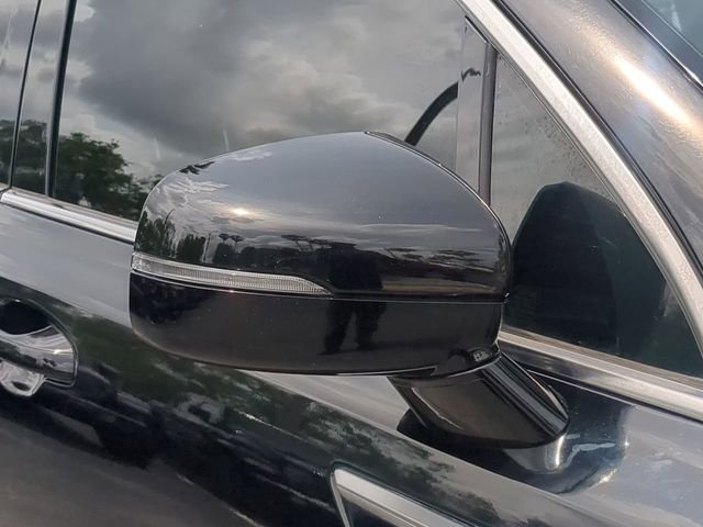 2021 Kia Sorento LX - Photo 12