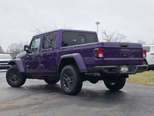 New 2026 Reign Jeep Sport S image 25