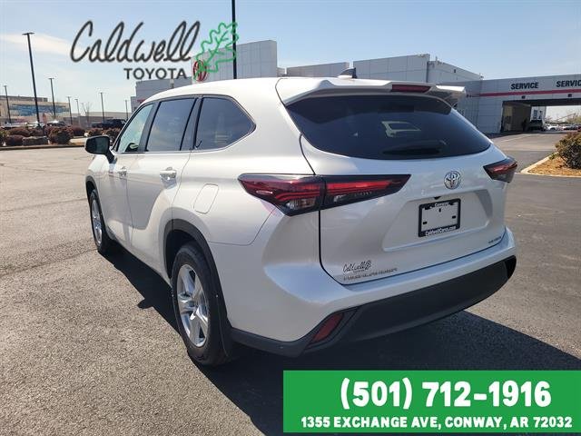 2024 Toyota Highlander LE - Photo 7