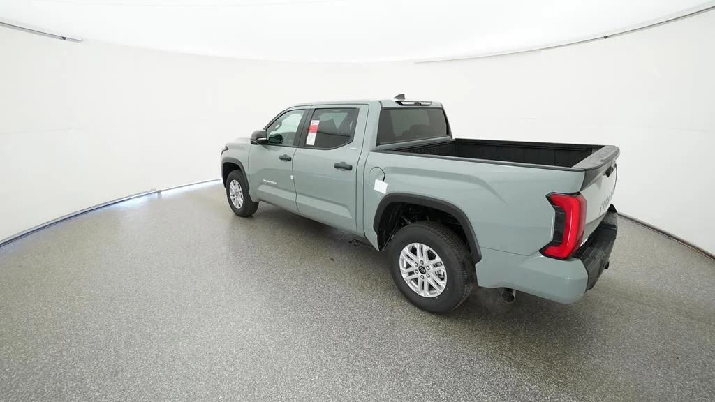 2025 Toyota Tundra SR5 - Photo 8