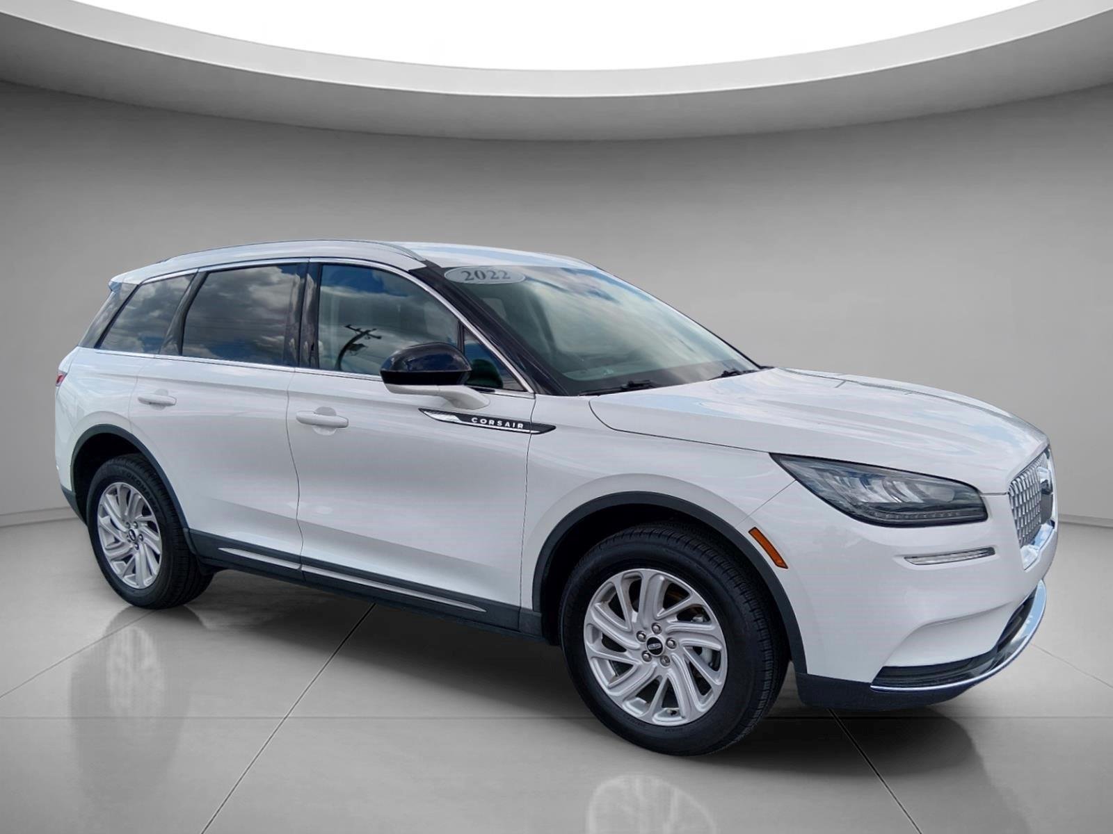 Used 2022 Pristine White Metallic Tri-Coat Lincoln Standard image 7
