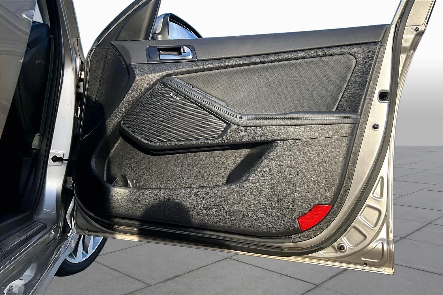 Used 2014 Satin Metal Kia SX Turbo image 21