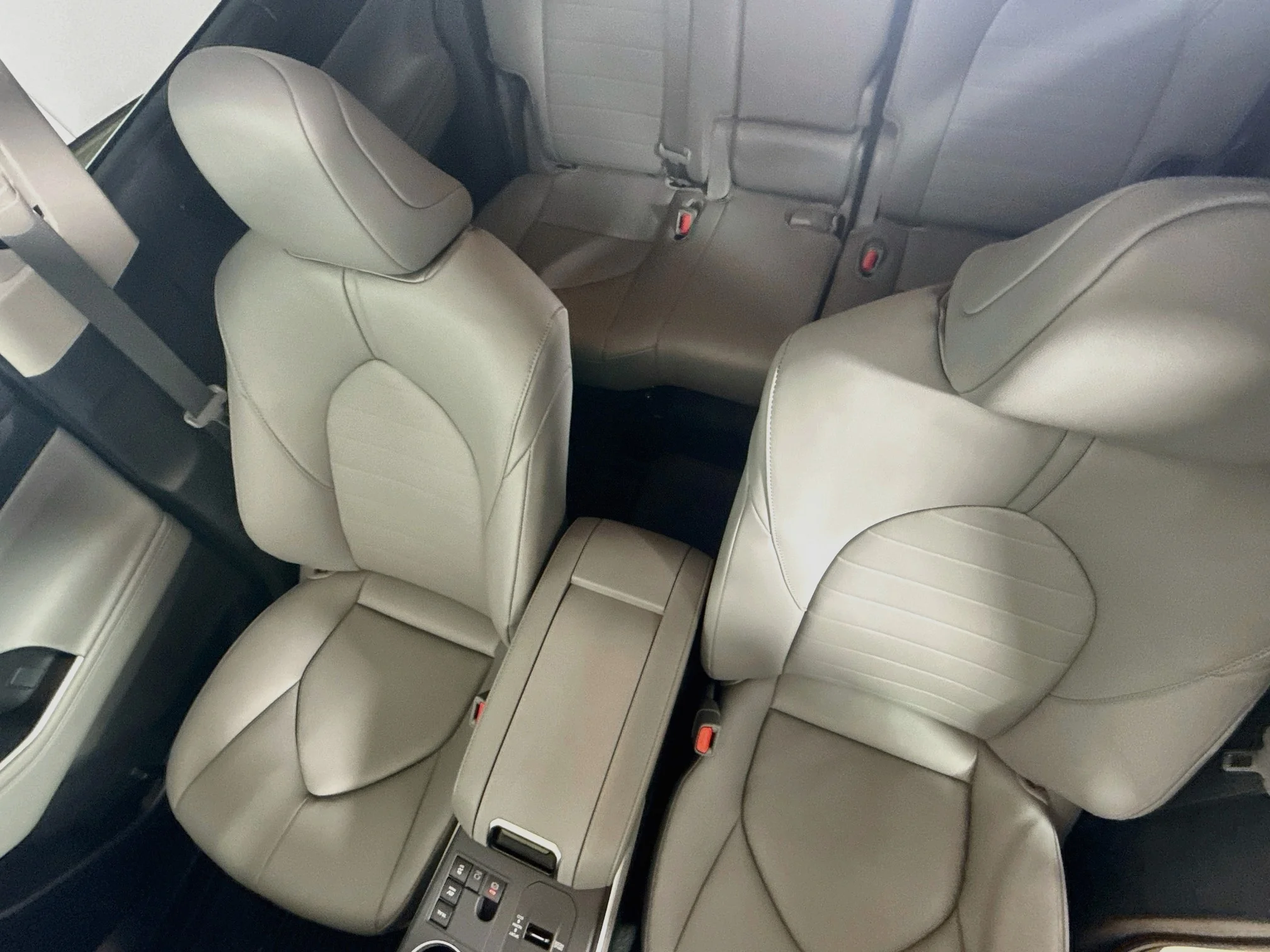 Used 2025 Celestial Silver Metallic Toyota Hybrid XLE image 22
