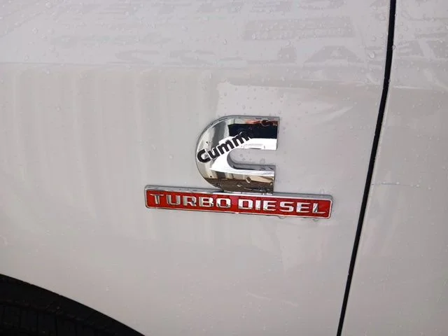 New 2026 Bright White Clear-Coat Exterior Paint RAM Laramie image 11