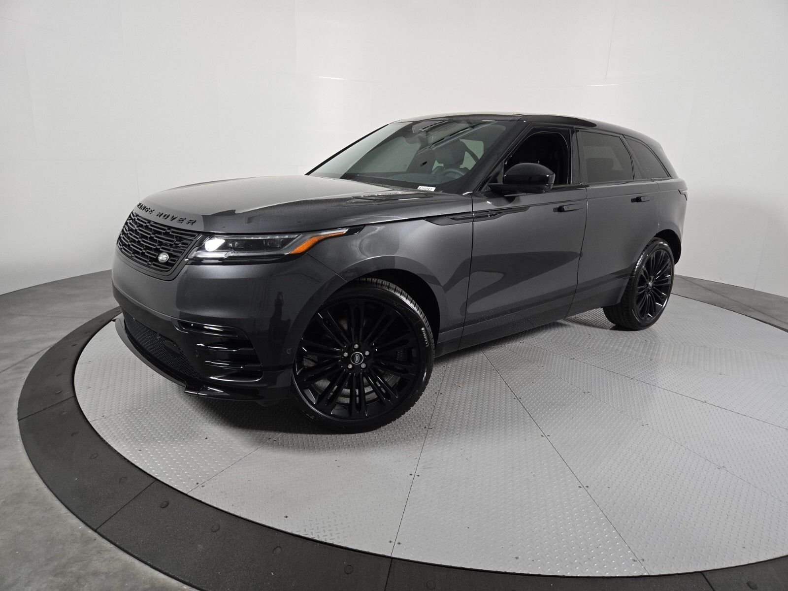 2026 Land Rover Range Rover Velar