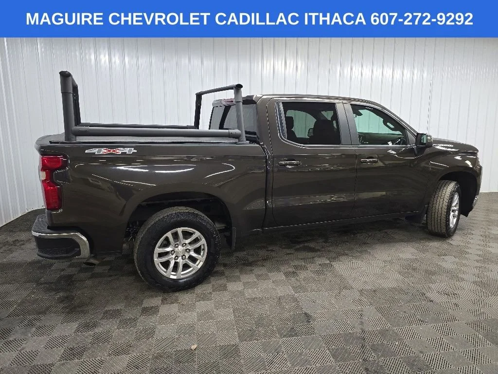 Used 2021 Oxford Brown Metallic Chevrolet LT image 3