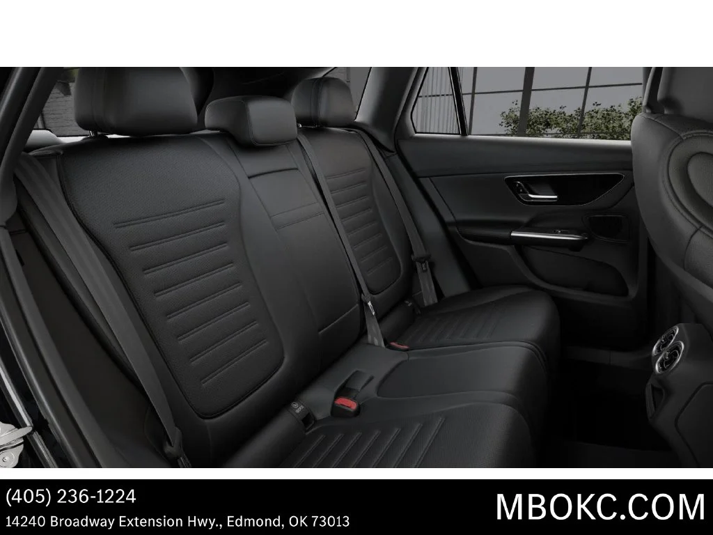 Used 2026 Black Mercedes-Benz GLC 300 image 5