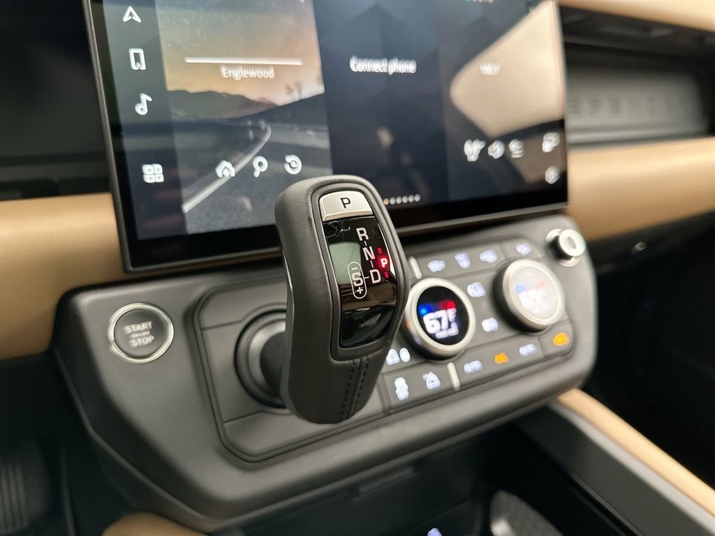 New 2026 Santorini Black Land Rover S image 12