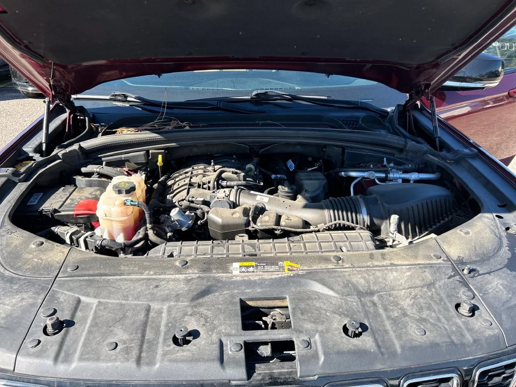Used 2023 Red Jeep Limited image 19