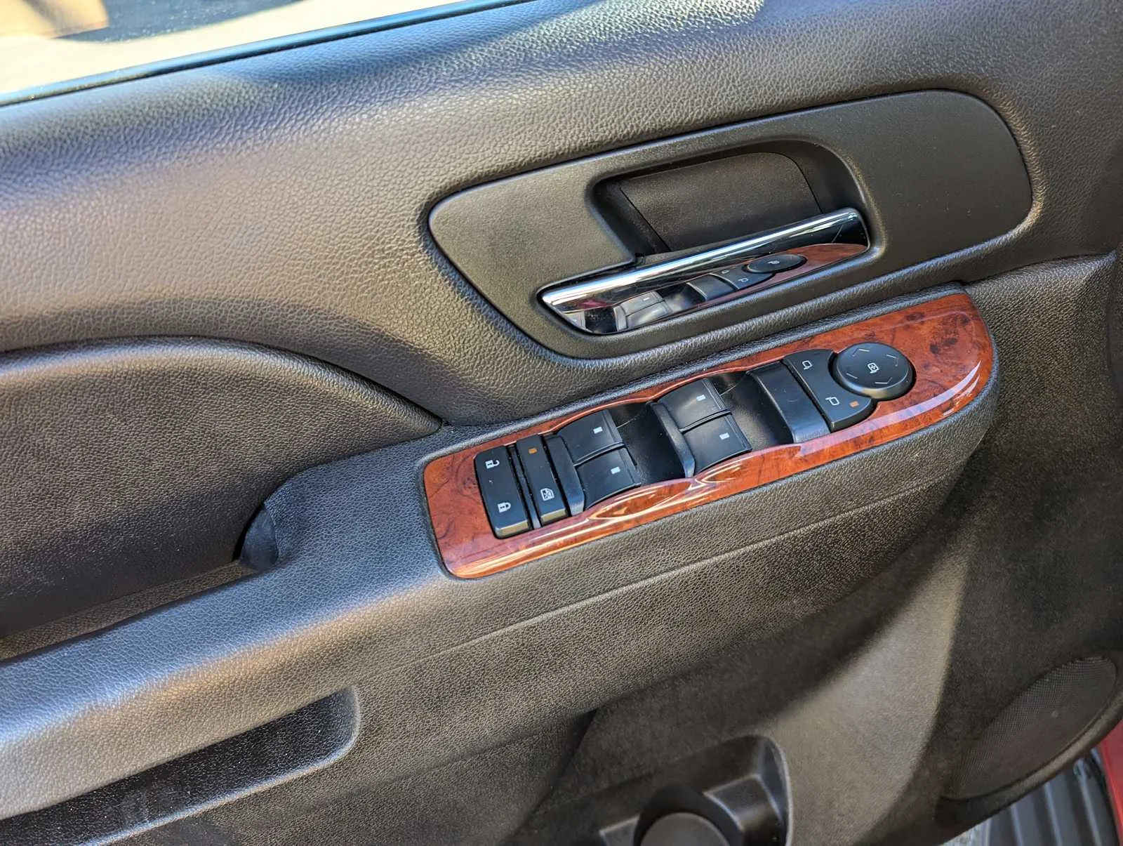 Used 2012 Crystal Red Tintcoat Chevrolet LS image 35