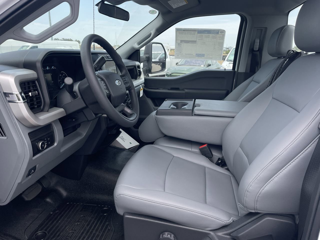 2025 Ford F-550 Super Duty Chassis Cab XL - Photo 17