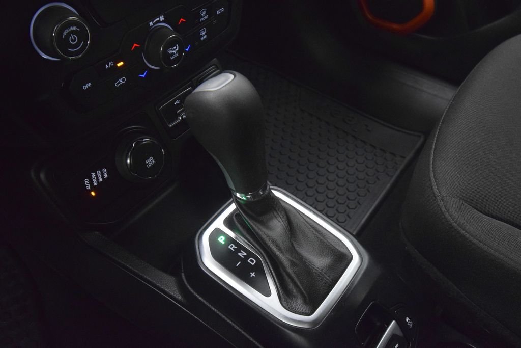 Used 2018 Anvil Jeep Sport Upland image 25