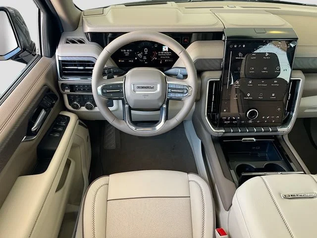 2026 GMC Yukon XL Denali - Photo 16