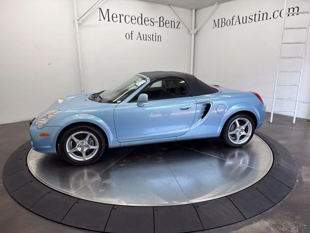 Used 2003 Blue Toyota Base image 4