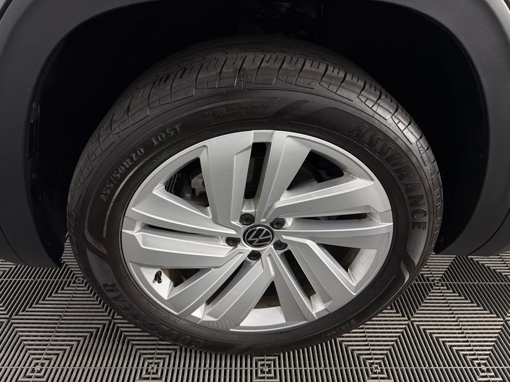 Certified Used 2023 Gray Volkswagen 2.0T SE w/Technology image 12