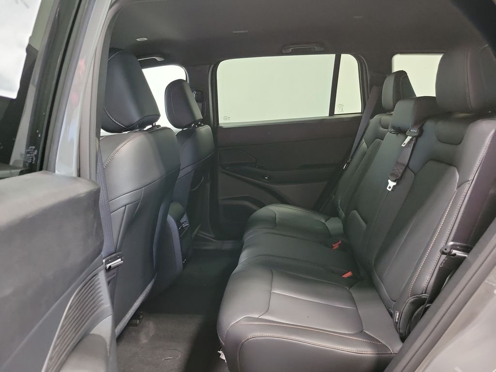 New 2026 Sting-Gray Clear-Coat Exterior Paint Jeep Limited image 9