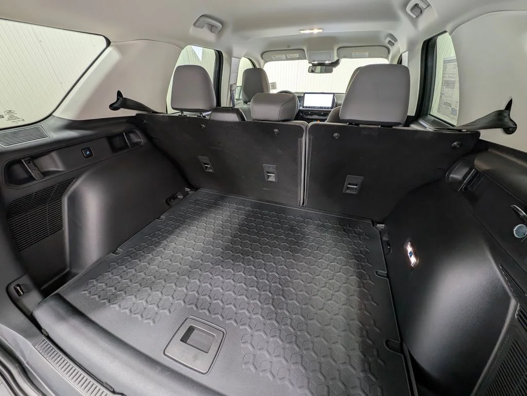 New 2026 Carbonized Gray Metallic Ford Badlands® image 20