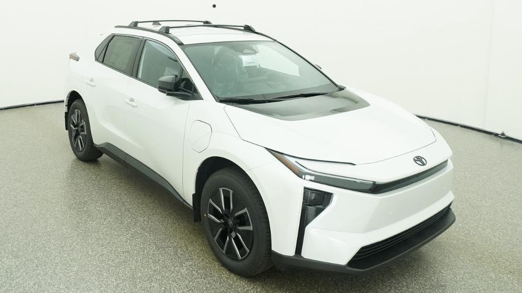 New 2026 Wind Chill Pearl Toyota XLE image 58