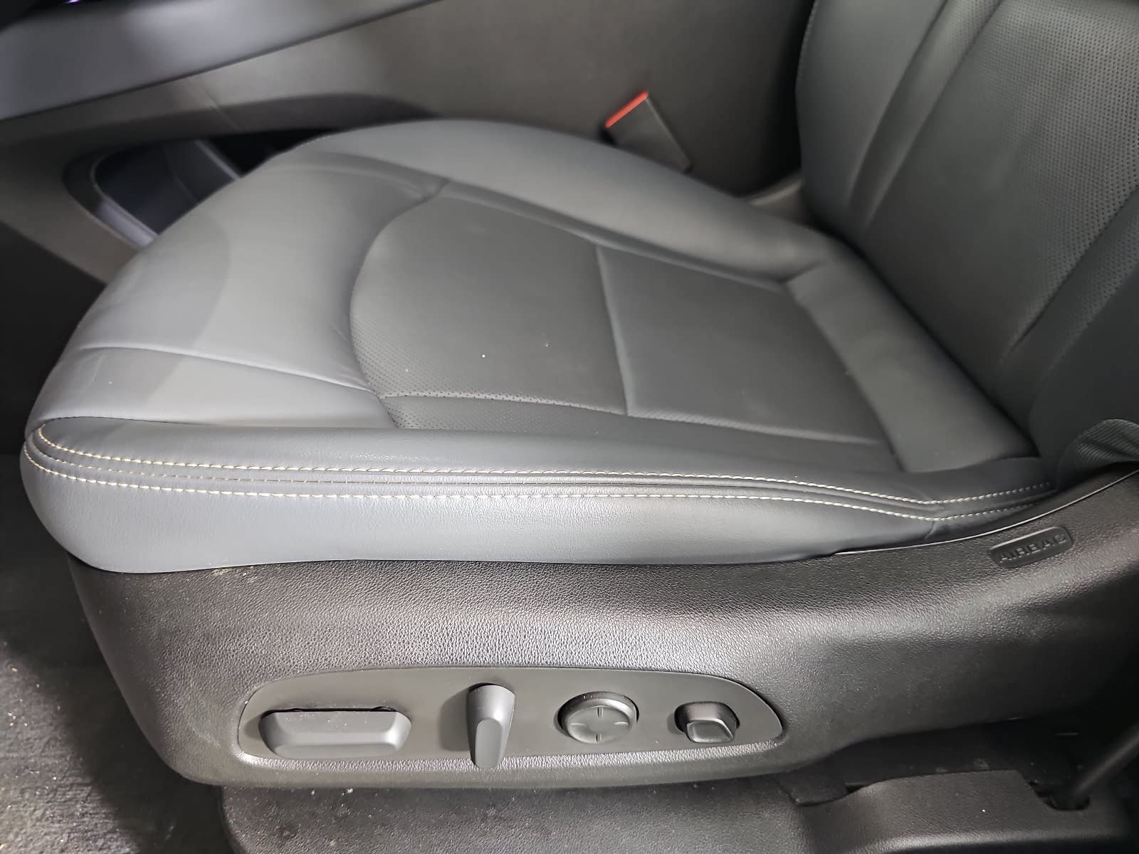 Used 2023 Blue Buick Premium Group image 28