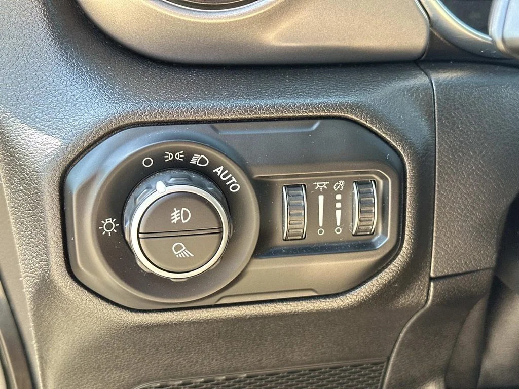 Used 2021 Black Jeep Willys image 31