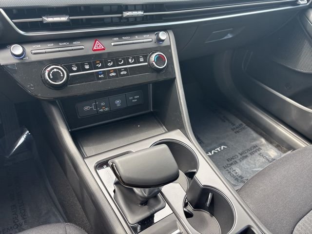New 2026 Serenity White Hyundai SE image 26
