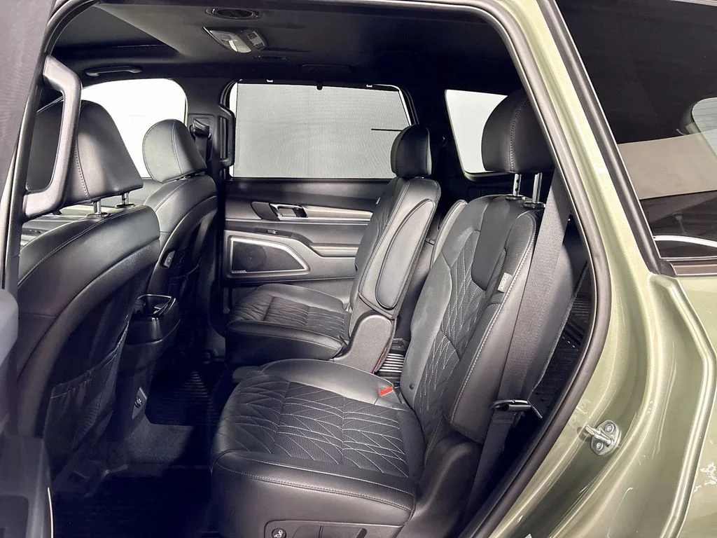 Used 2025 Green Kia EX X-Pro image 21
