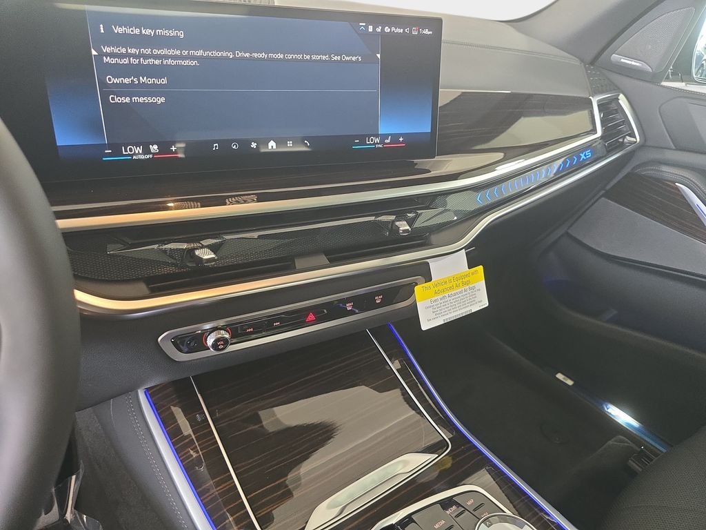 New 2026 Mineral White Metallic BMW sDrive40i image 11
