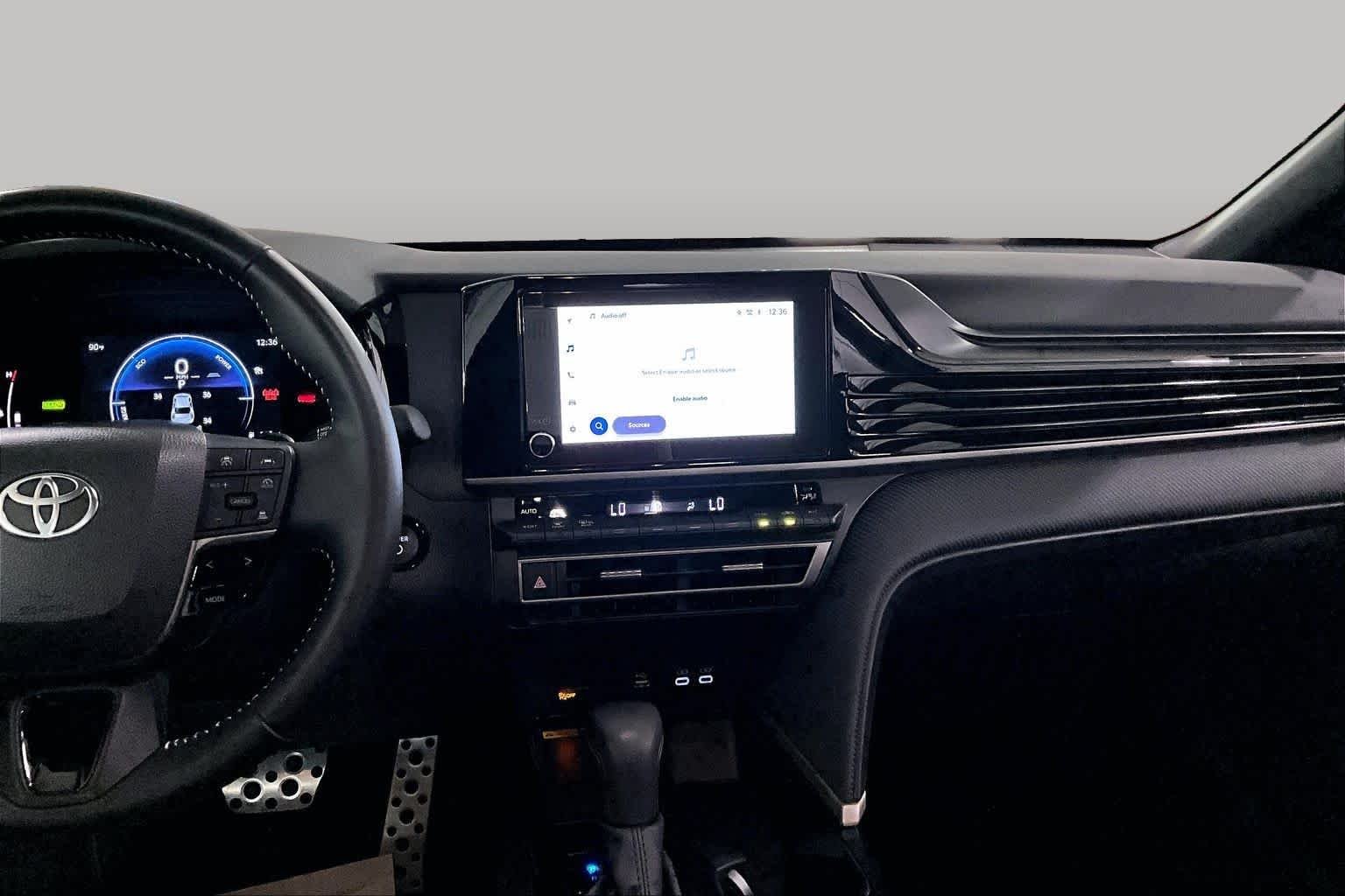 Used 2026 UNDERGROUND Toyota SE image 7