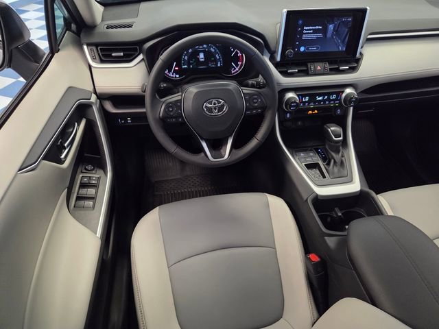 Used 2025 Silver Sky Metallic Toyota XLE Premium image 13