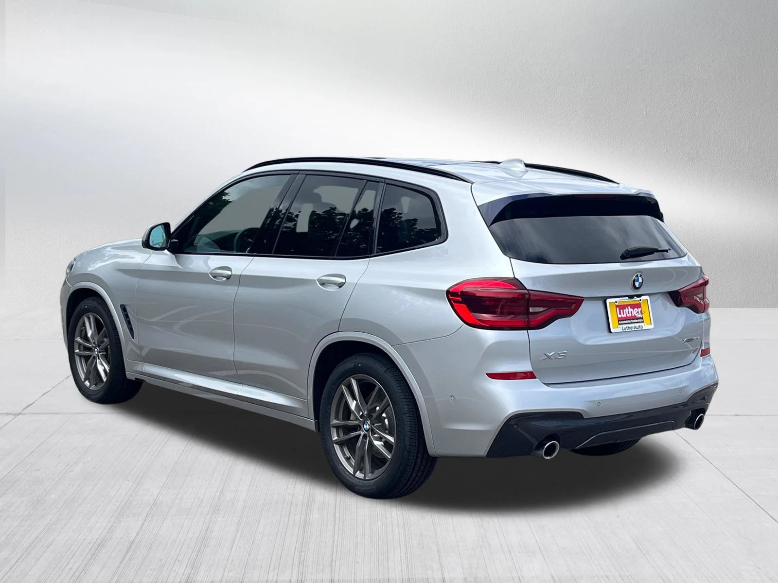 Used 2020 Glacier Silver Metallic BMW xDrive30i image 5