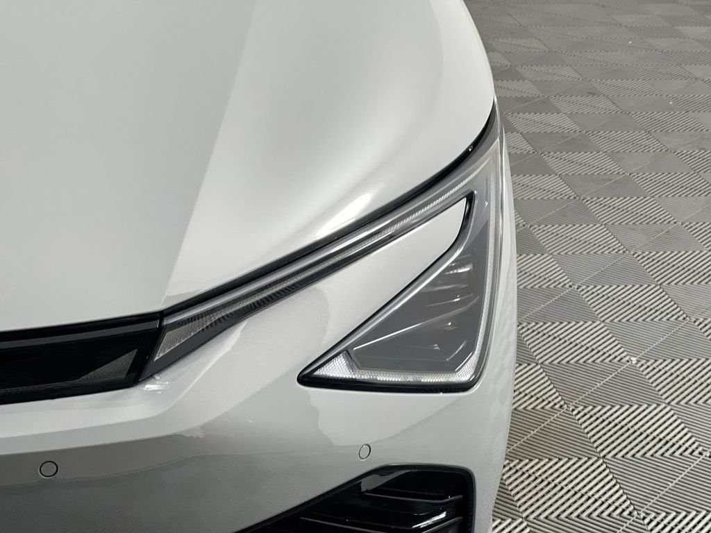 New 2026 Wolf Gray Kia GT-LINE image 11