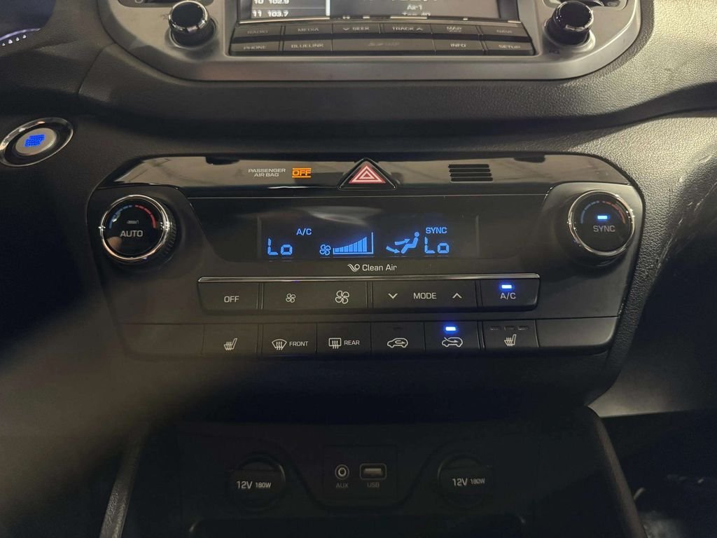 Used 2016 Coliseum Gray Hyundai Limited image 21