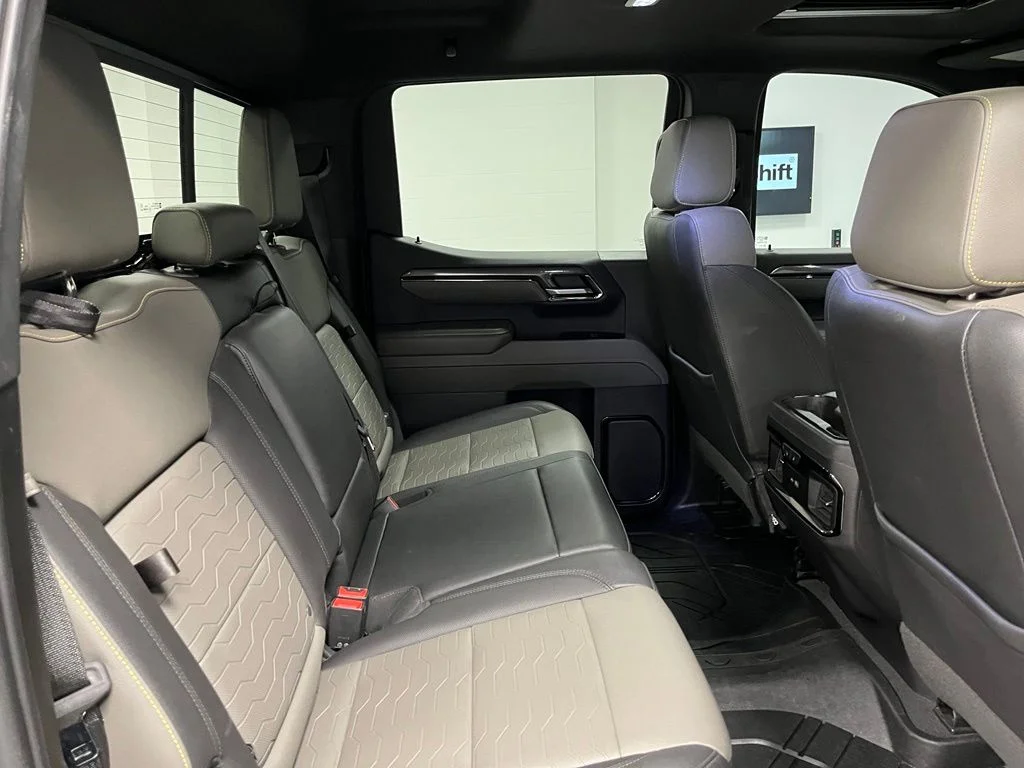 Used 2022 Blue Chevrolet ZR2 image 50
