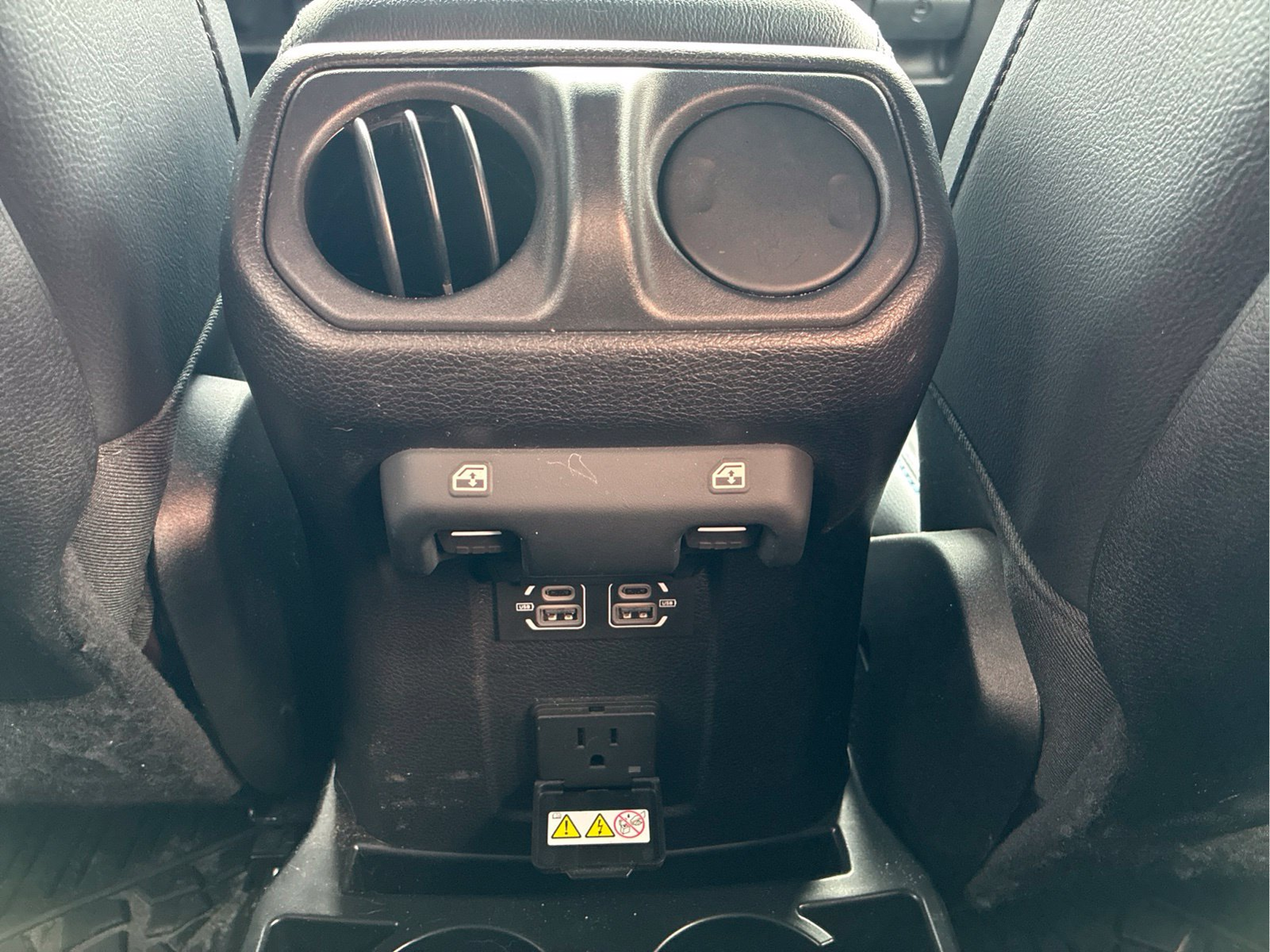 Used 2021 Gray Jeep Unlimited Rubicon 4xe image 32