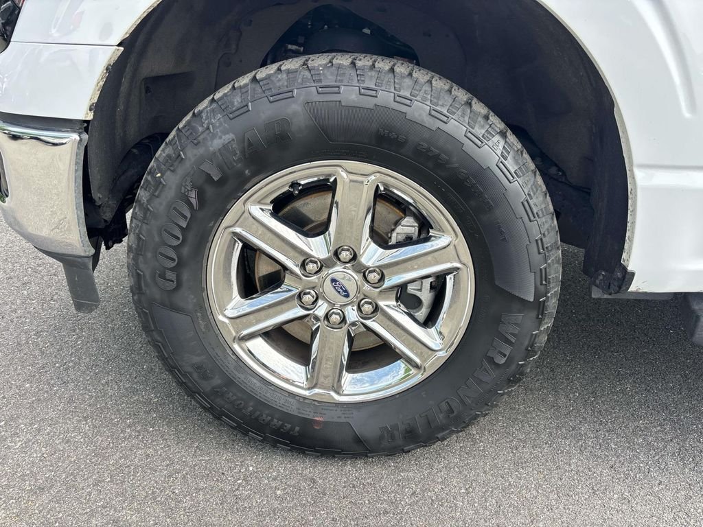 Used 2025 White Ford XLT image 10