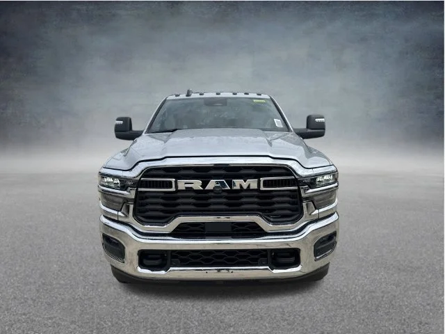 New 2027 Silver-Zynith Exterior Paint RAM Big Horn image 2