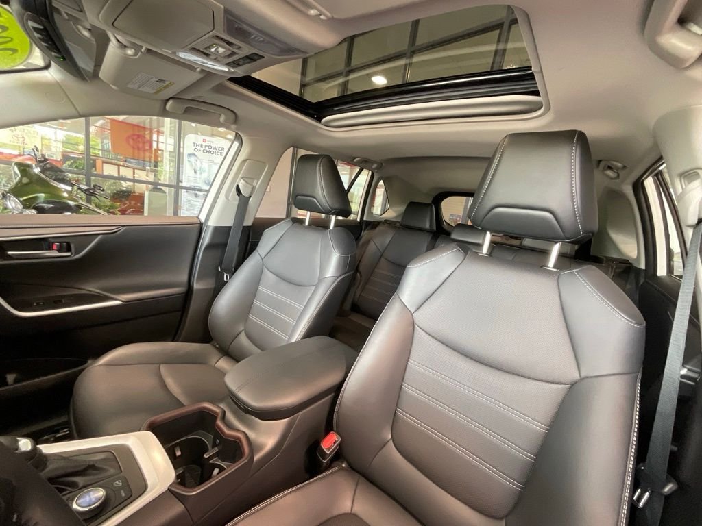 Used 2025 Beige Toyota Limited image 9
