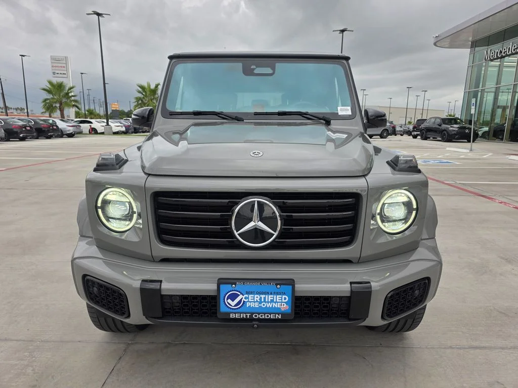Used 2025 Gray Mercedes-Benz G 580 image 3