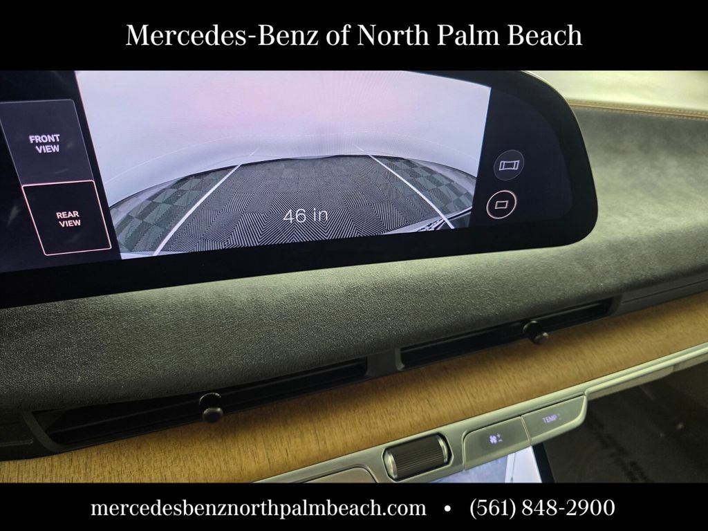 Used 2023 White Lucid Grand Touring image 22